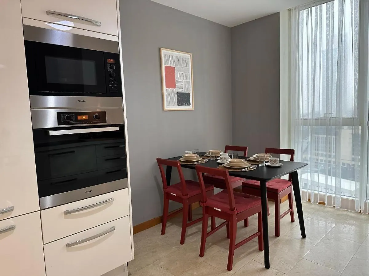 Bright Central 3 Bedroom & 2 Bath Apartment In Mashattan Residence, Maslak Sariyer Istanbul