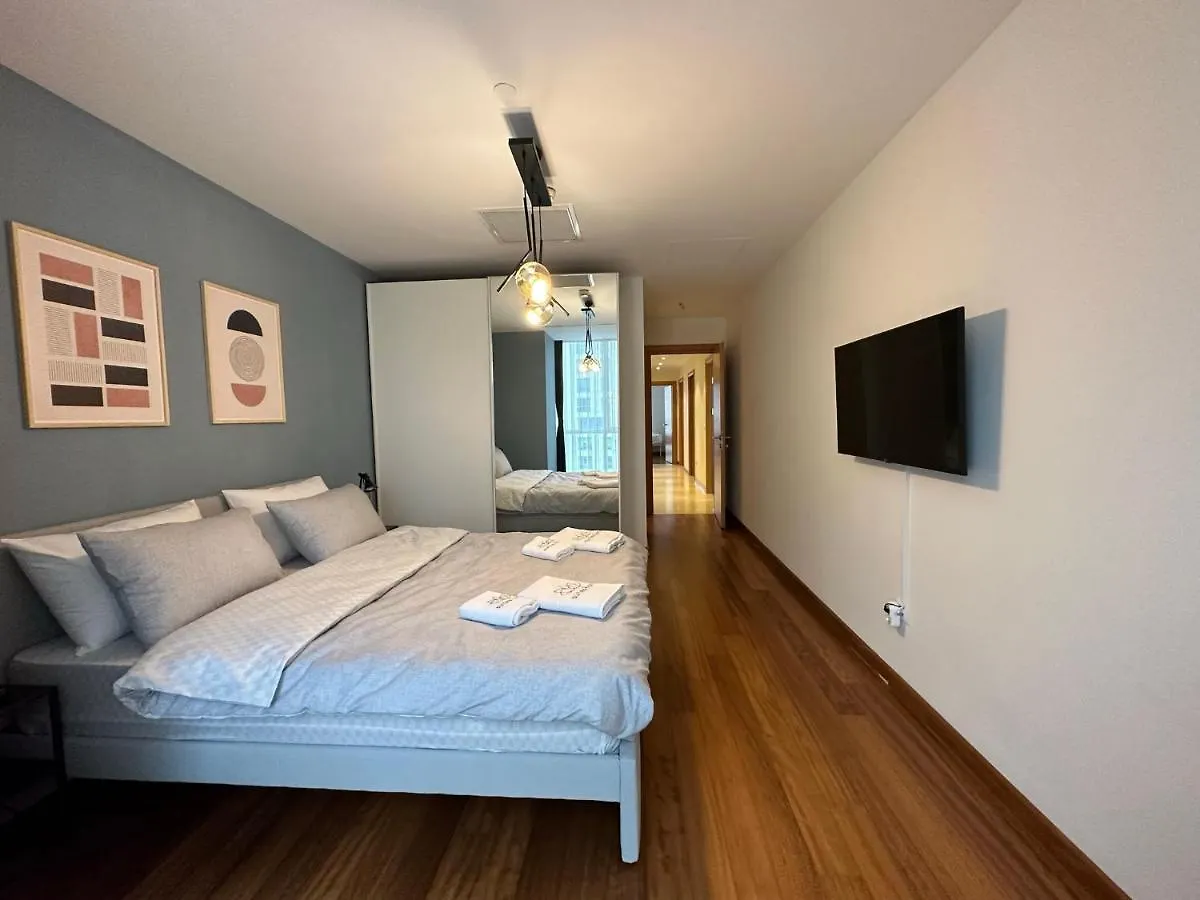 Bright Central 3 Bedroom & 2 Bath Apartment In Mashattan Residence, Maslak Sariyer Istanbul 0*,