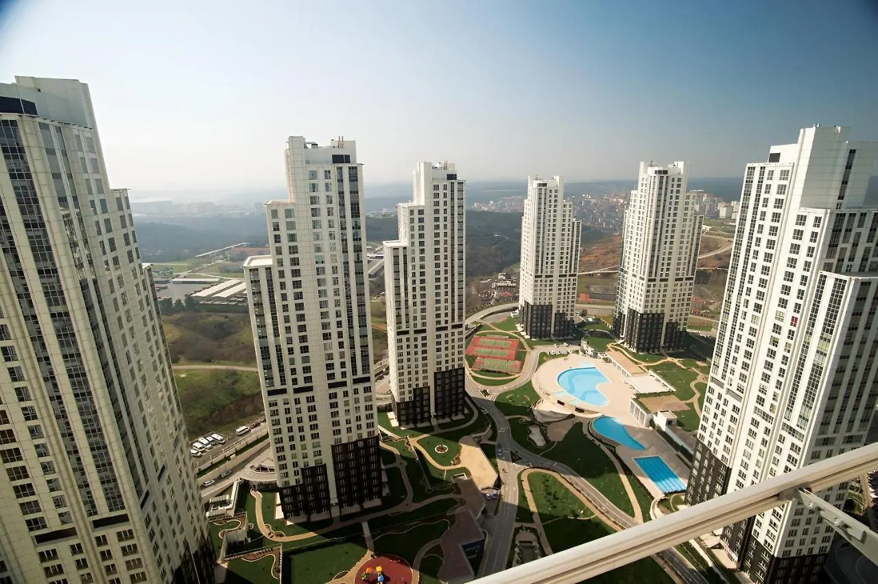 Bright Central 3 Bedroom & 2 Bath Apartment In Mashattan Residence, Maslak Sariyer Istanbul Turkey